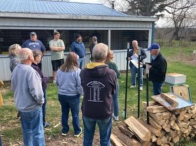 Field Day at Jim Orem’s Bee Barn – Splits!